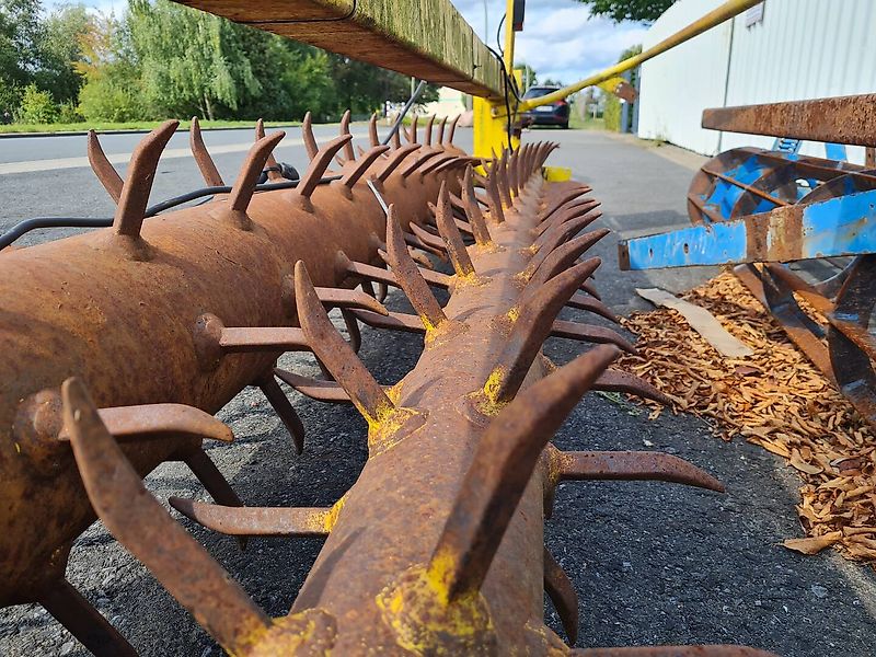 Pöttinger Rotopack Stachelwalze für Grubber 3m mit Warntafeln