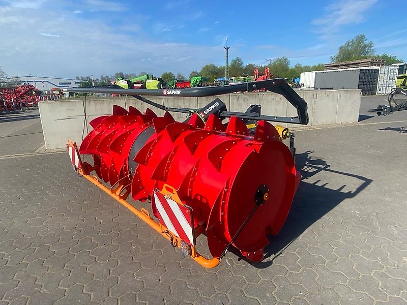 Saphir SV 28 **Vorführer** Silageverteiler