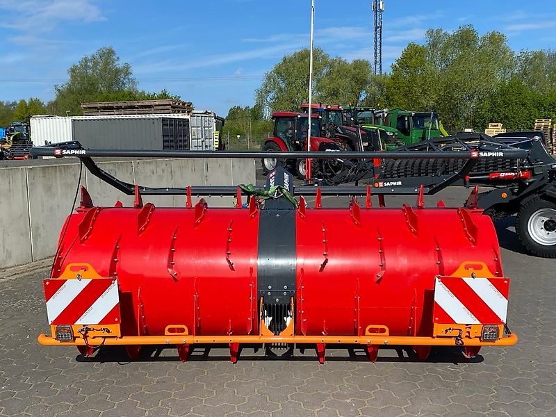 Saphir SV 28 **Vorführer** Silageverteiler