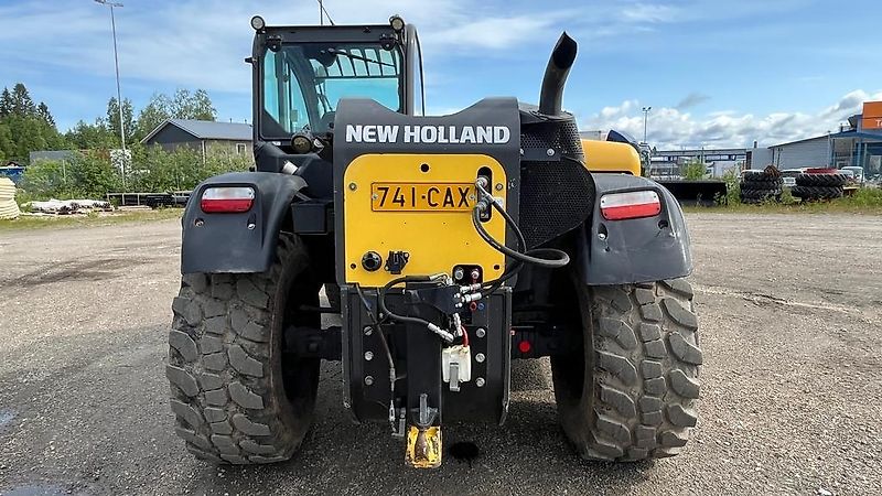 New Holland TH 7,37 PLUS