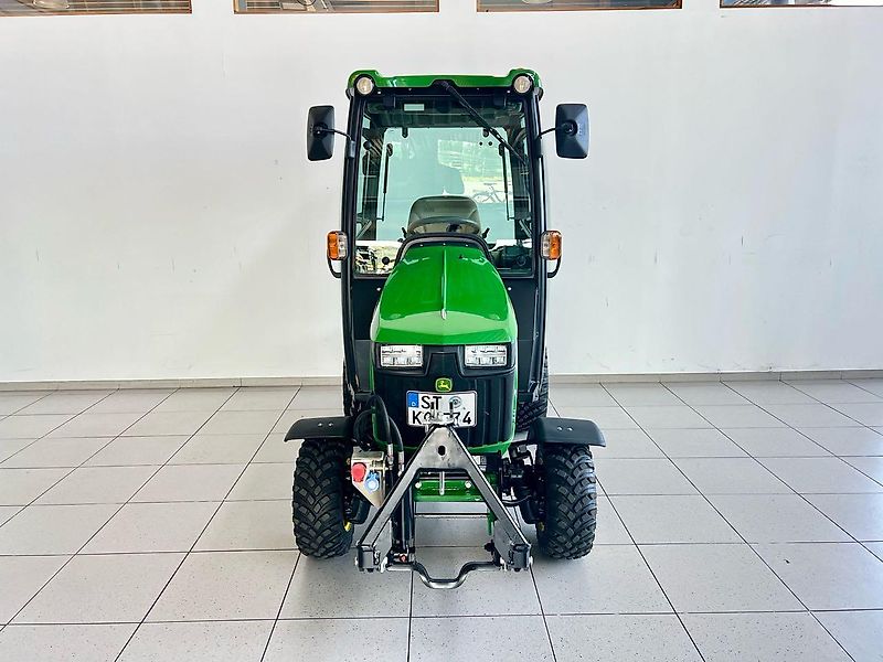 John Deere 1026R