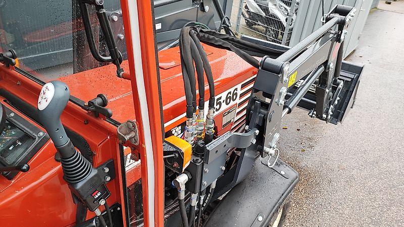 Stoll FC 250 P Compact Line Komplett-Lader zu Kleintraktoren