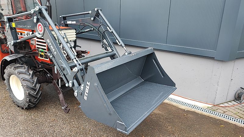 Stoll FC 250 P Compact Line Komplett-Lader zu Kleintraktoren