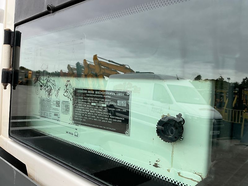 Liebherr 514 Stereo Wheeled Loading Shovel (ST23960)