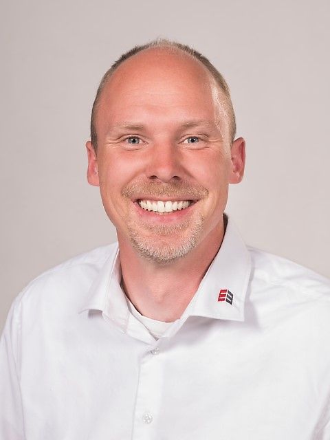 Temas kurun Bay Norman Tietz